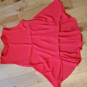 Red sleeveless high low top